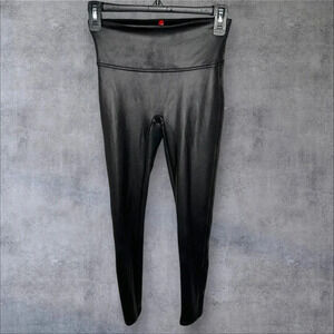Spanx Faux Leather Leggings Size Small EUC‎ Classic Neutral Minimalist No muffin